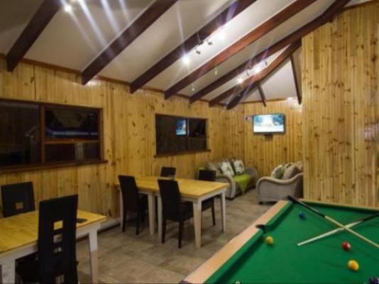 Tsitsikamma Manor - Lounge or bar