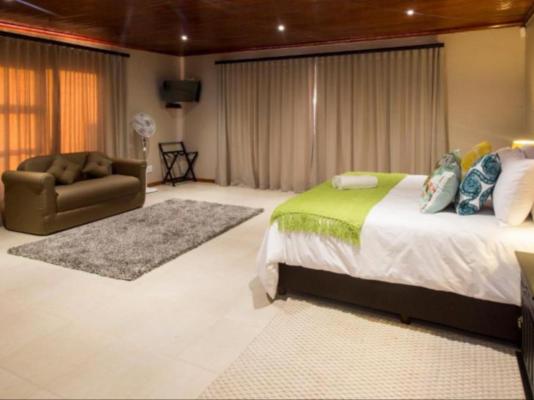 Room image 2