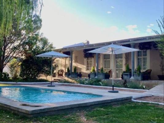 The Hanover Luxury Hotel - Swimming pool