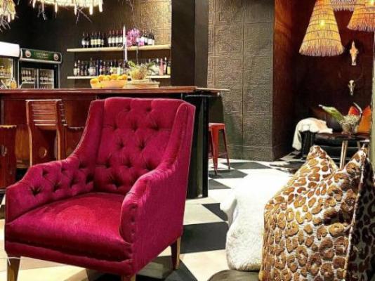 The Hanover Luxury Hotel - Lounge or bar