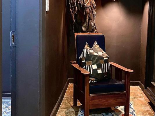 Room image 1