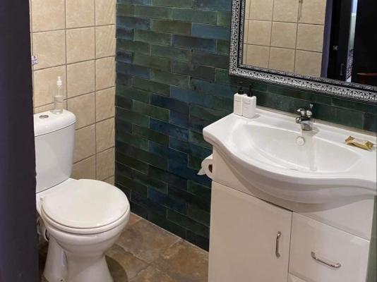 Room image 6