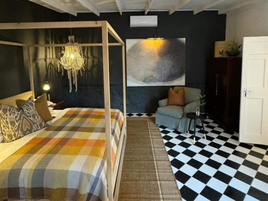 The Hanover Luxury Hotel - 280657