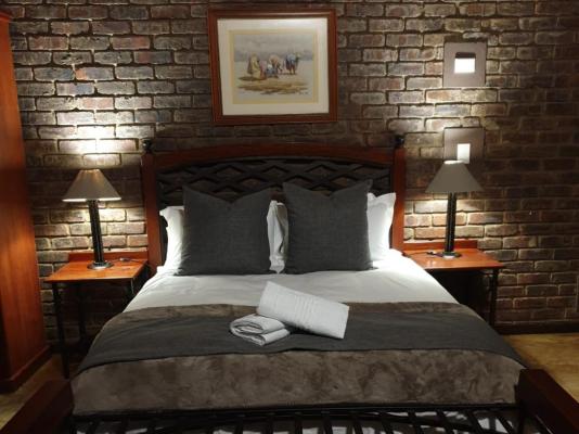 Room image 4