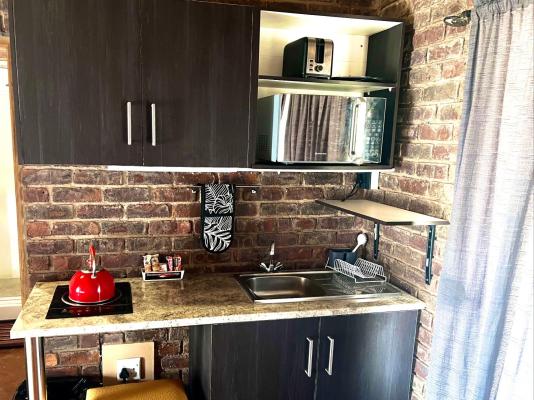 Sundowners Game Lodge - 280809