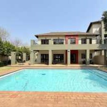 Sunset Boulevard Unit 97 - Swimming pool