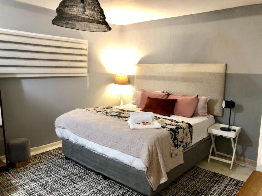 Room image 1