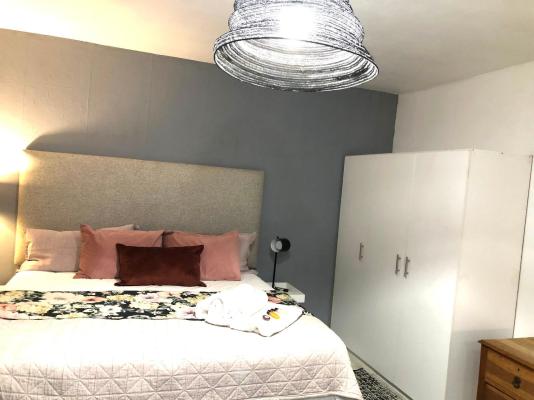 Room image 6