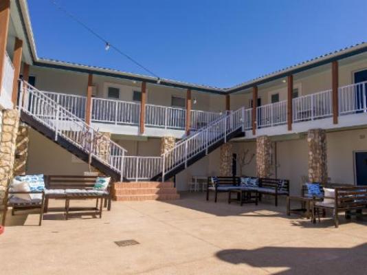 Stilbaai Harbour Inn - Property / Building