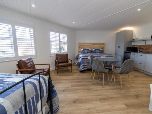 Stilbaai Harbour Inn - 281567