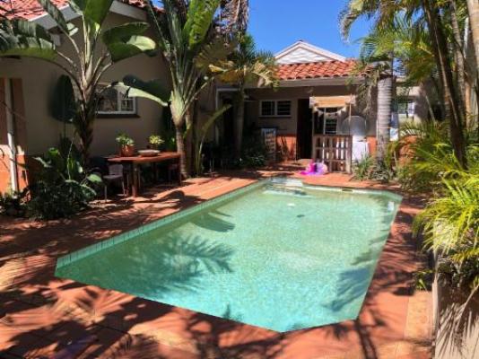 African Peninsula Guest House & Restaurant - Pool view