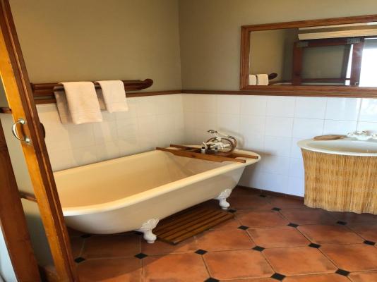 Room image 30
