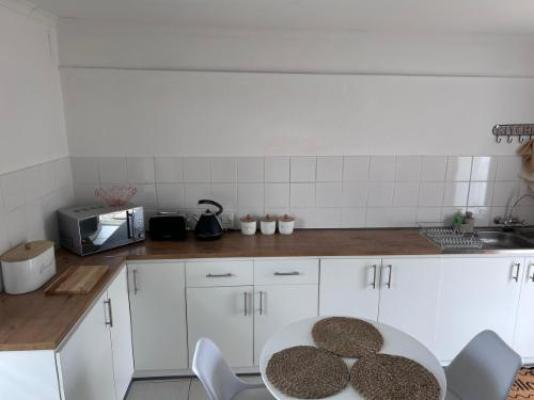 104 on Coetzee Guesthouse - Breakfast area