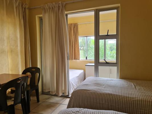 Room image 2