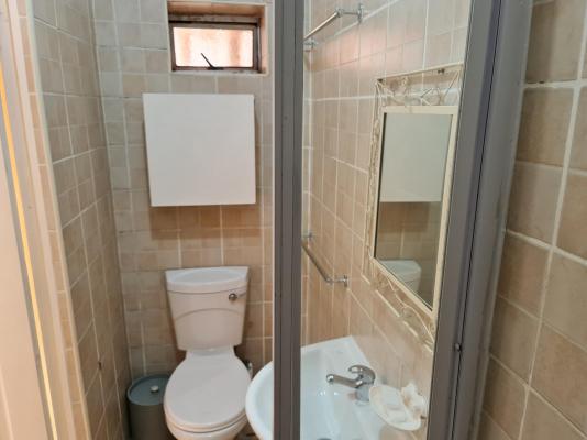 Room image 6