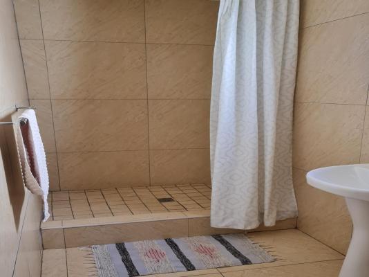 Room image 3