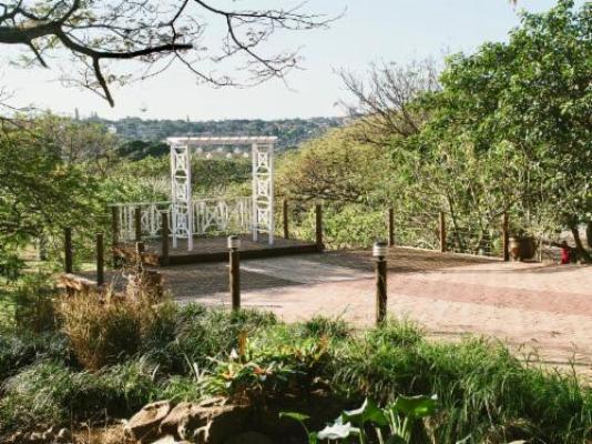 Natures Haven Lodge - Bluff Eco Park - Garden