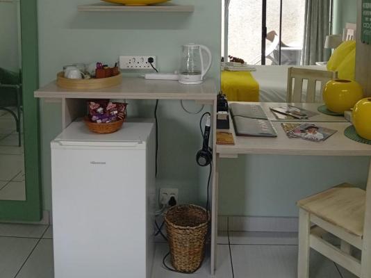 Room image 4