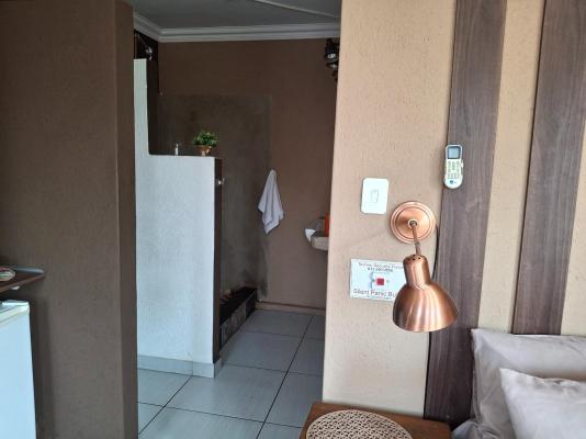 Room image 5