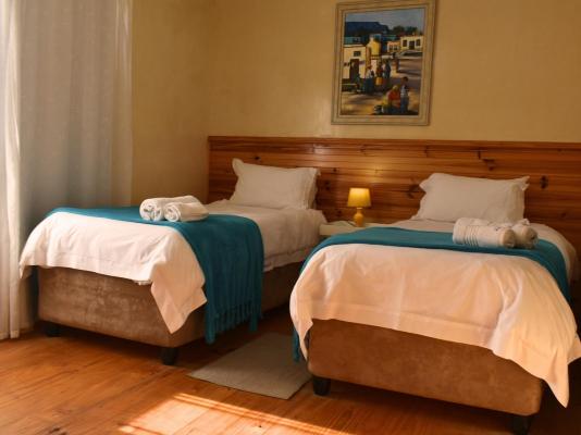 Room image 5