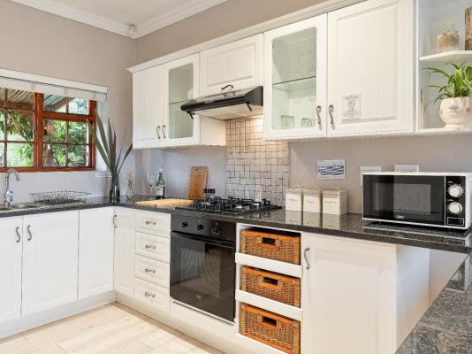 Woodlands Self-Catering - 282231