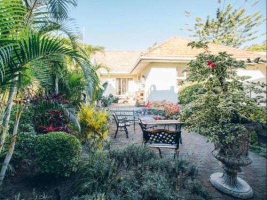Santorini Guesthouse - Property / Building