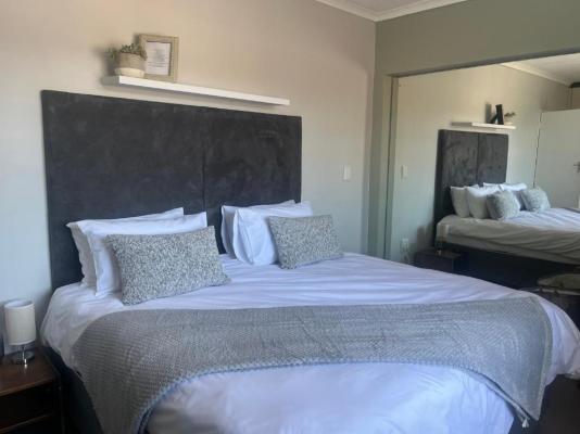 Room image 1
