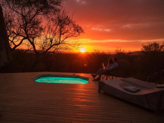 Thulani Game Lodge & Eco Estate - 282400