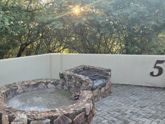 Thulani Game Lodge & Eco Estate - 282410