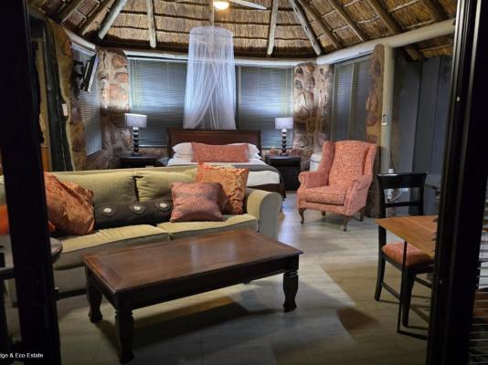 Thulani Game Lodge & Eco Estate - 282445