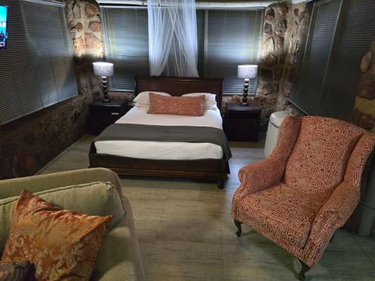 Thulani Game Lodge & Eco Estate - 282447