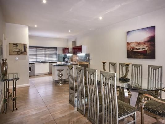 Dynasty Forest Sandown Serviced Apartments - 282513