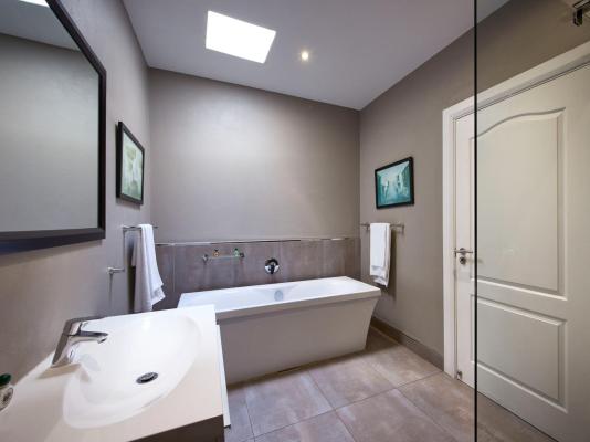 Dynasty Forest Sandown Serviced Apartments - 282516