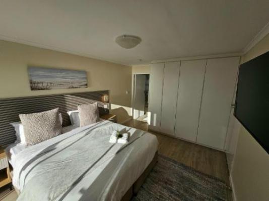 Beach Villa @ Woodbridge Island - Photo of the whole room