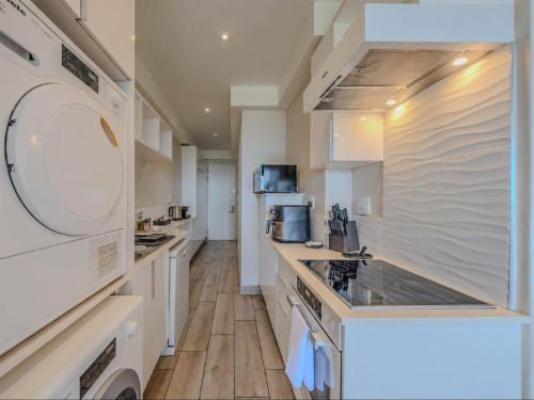 Menlyn 1-Bed Apartment Parking & Pool - Breakfast area