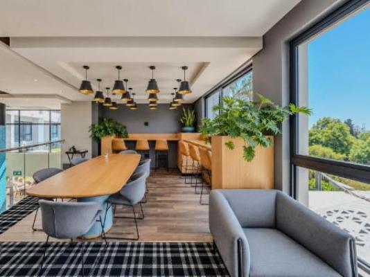 Menlyn 1-Bed Apartment Parking & Pool - Communal lounge/ TV room