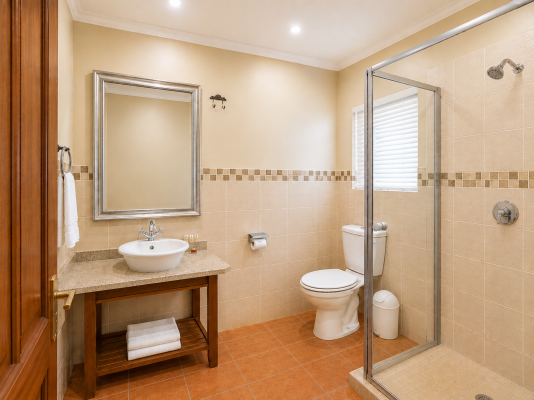 Room image 8