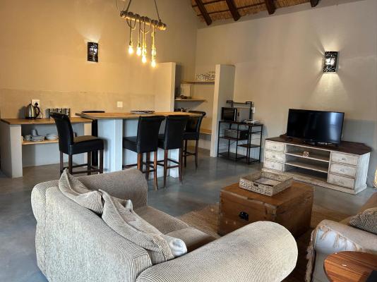 Leadwood Tree Safari Lodge 695 - 282738
