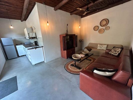 Leadwood Tree Safari Lodge 695 - 282744