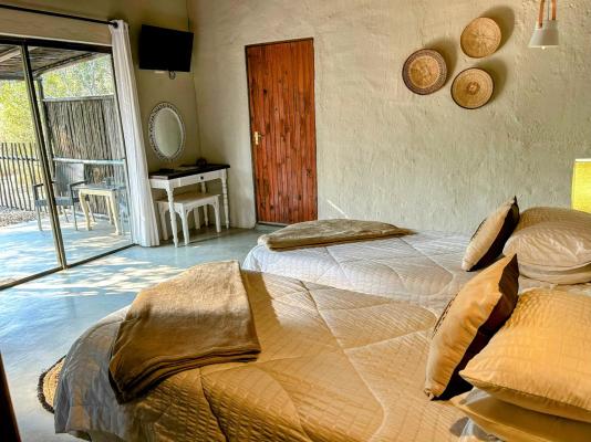 Leadwood Tree Safari Lodge 695 - 282746
