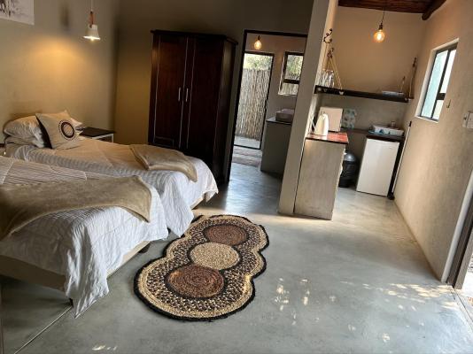 Leadwood Tree Safari Lodge 695 - 282747