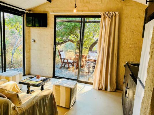 Leadwood Tree Safari Lodge 695 - 282754