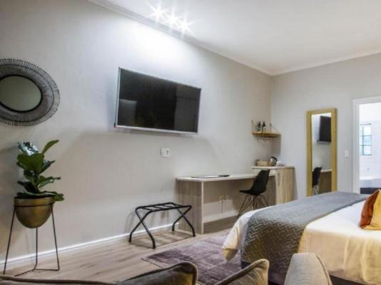 Room image 3