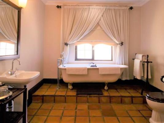 Toadbury Hall Country Hotel - 282863