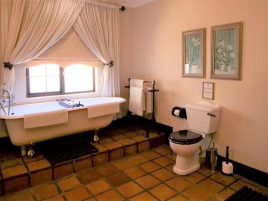 Toadbury Hall Country Hotel - 282864