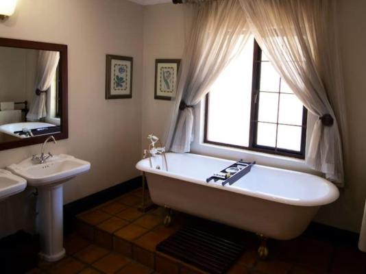 Toadbury Hall Country Hotel - 282877