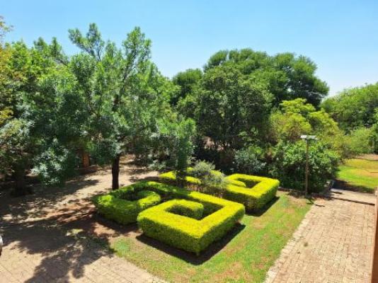Bosheuvel Country Estate - Garden