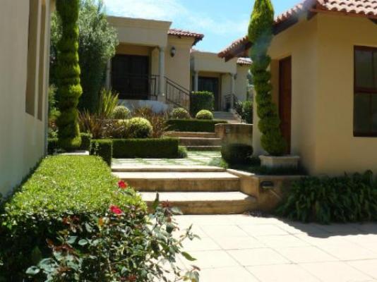 The Moon and Sixpence Wedding Venue - Property / Building
