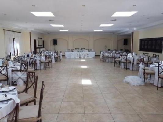 The Moon and Sixpence Wedding Venue - Decorative detail