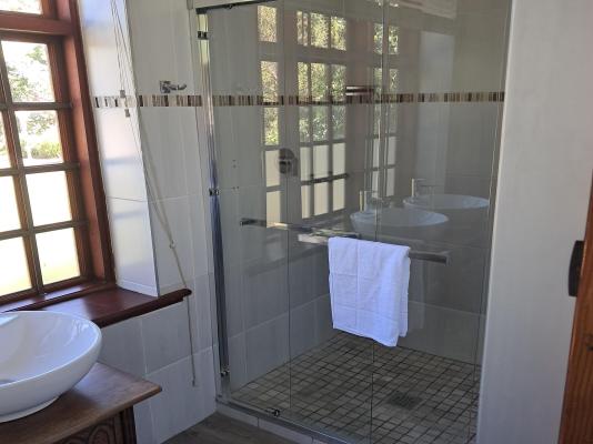 Room image 2